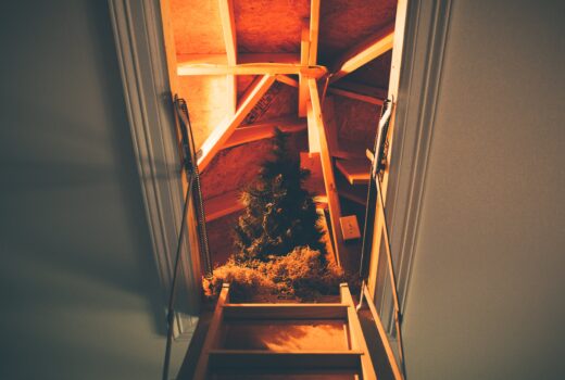 roofers in Burlington attic insulation tips